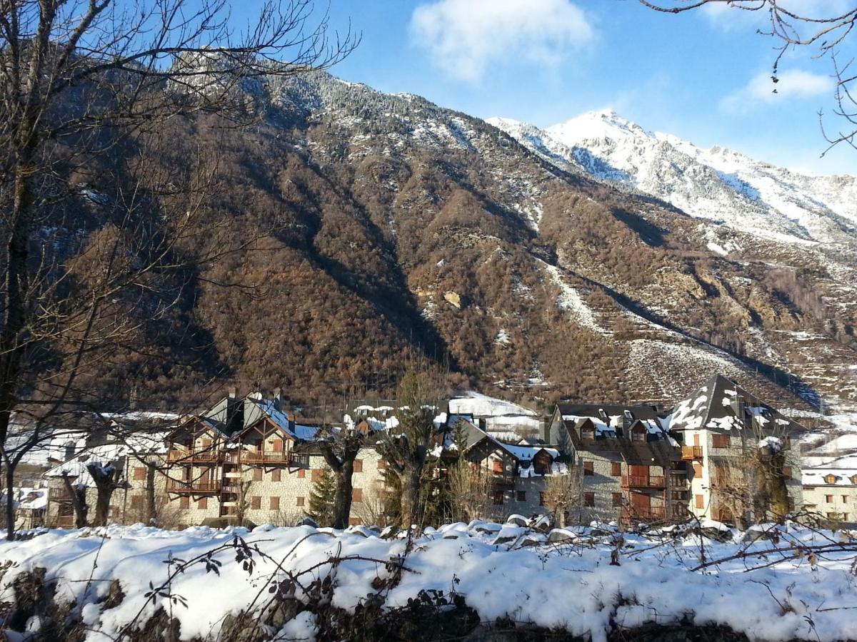 Residencial Valle De Benasque Eksteriør bilde